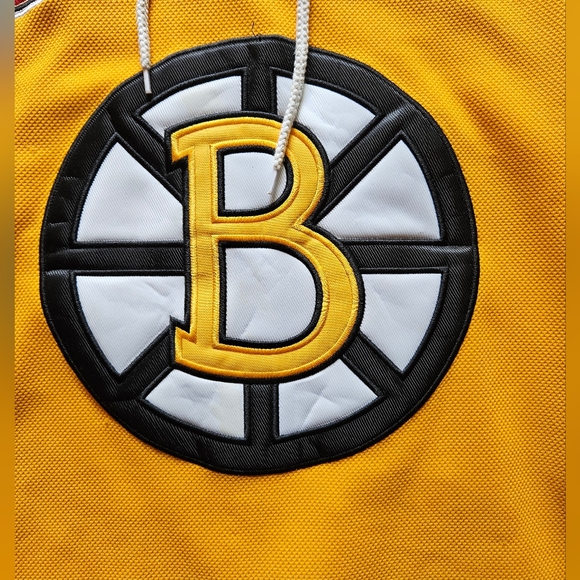 Milan Lucic Boston Bruins 2010 Winter Classic Reebok NHL Hockey Jersey size 50. - Picture 3 of 11